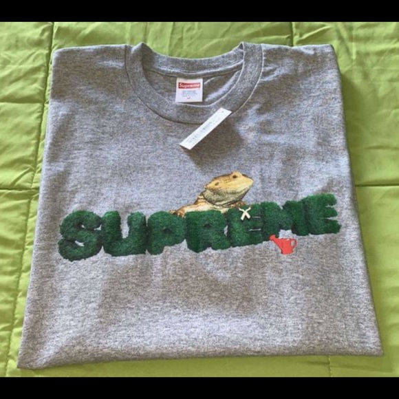 supreme lizard shirt